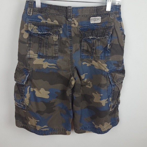 The Children's Place Camo Shorts - Picture 2 of 7